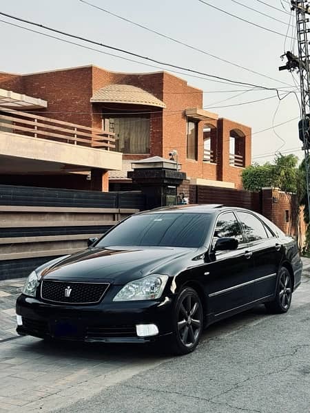 Toyota Crown 2004 with sunroof 3