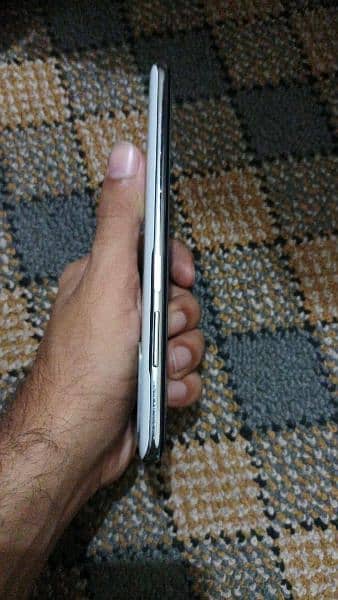 Redmi note 10 official pta approved white colour condition 10/10 3