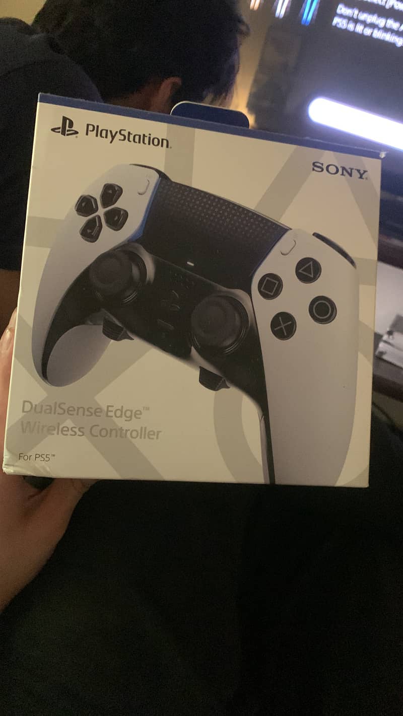 PS5 Pro controller 0