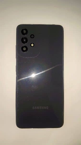 Samsung a32 ok mobile hy koi falt nai 6.128 condition 10/8 hy 4
