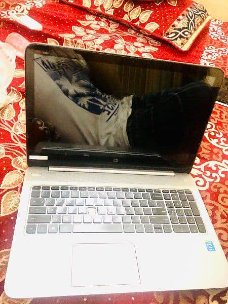 HP i5 Touch Screen Laptop 1