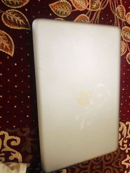 HP i5 Touch Screen Laptop 8