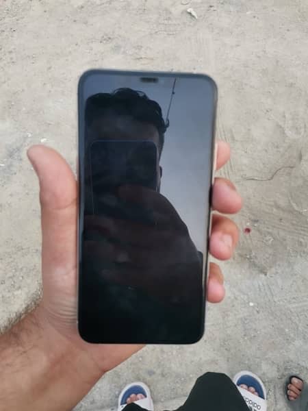 iphone 11 pro max 64 gb non pta 5