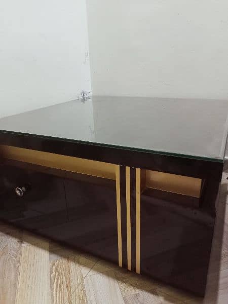 Centre wooden table 1