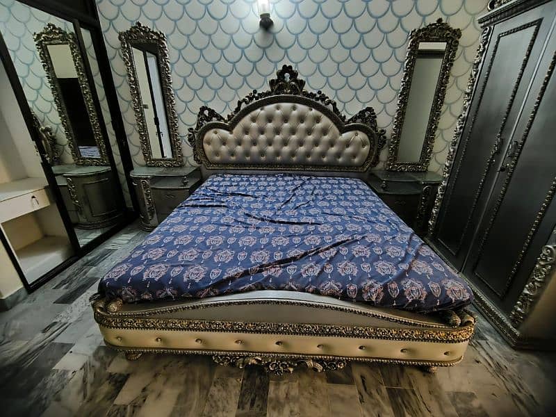 King size bed urgent sale 3