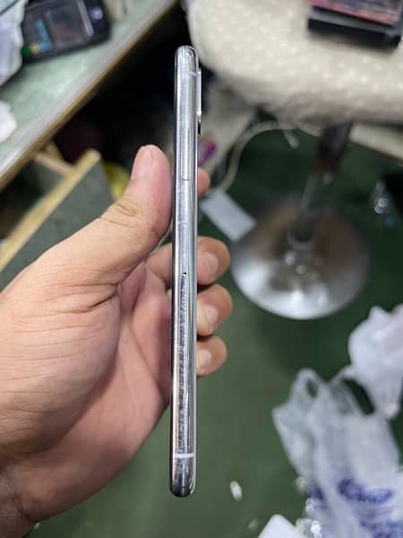 Apple iPhone X 64GB PTA Approved 3