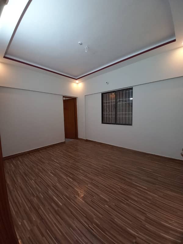 three bed dd1st floor well maintained west open leased apartment for sale in johar 2