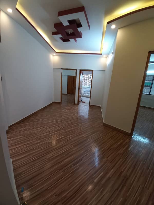 three bed dd1st floor well maintained west open leased apartment for sale in johar 14
