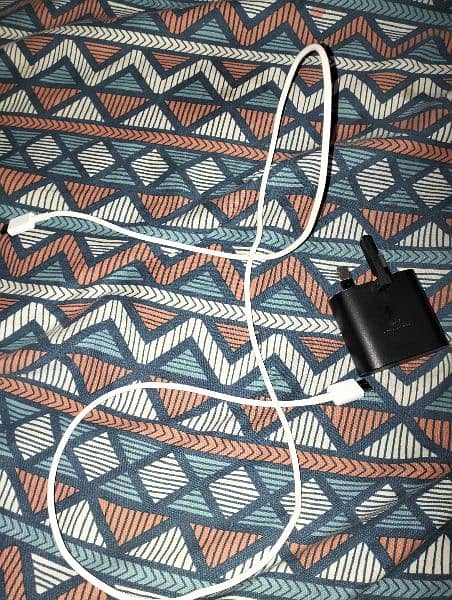 selling my Samsung original adapter and cable 3