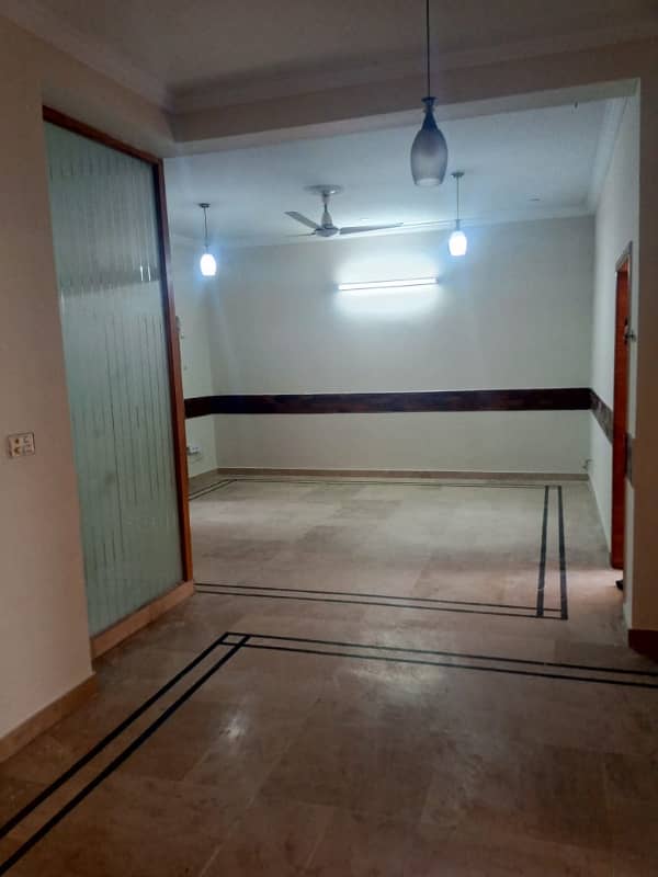 Upper Portion Of 10 Marla In E-11/4 For Rent 5