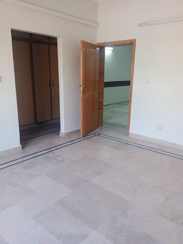 Upper Portion Of 10 Marla In E-11/4 For Rent 18