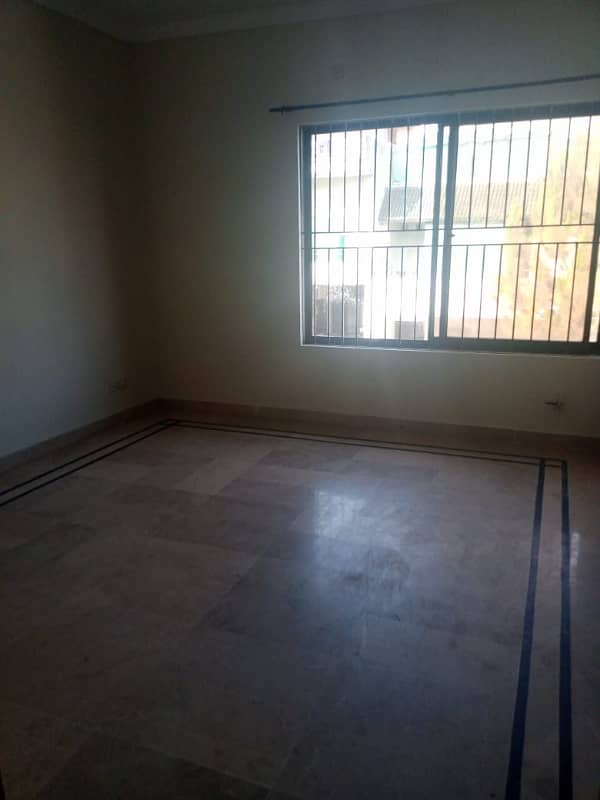 Upper Portion Of 10 Marla In E-11/4 For Rent 19