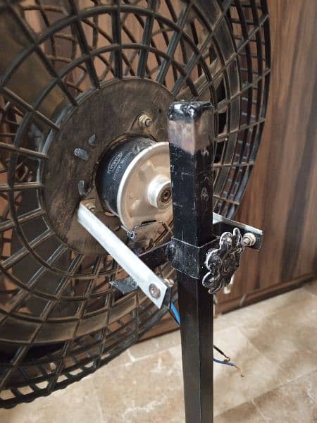 12v DC Only Fan With Stand 2