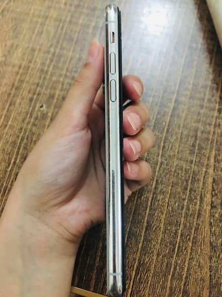 iPhone x  64 GB  PTA approved 5