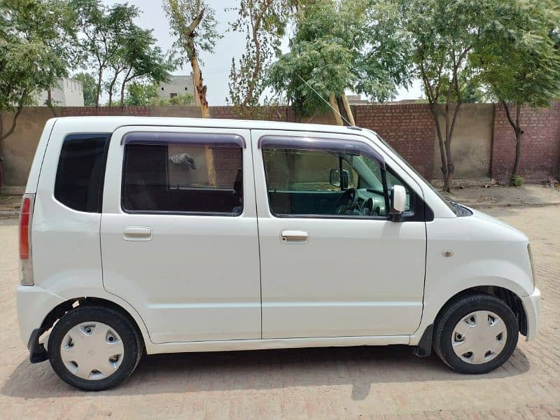 Suzuki Wagon R 2013 2