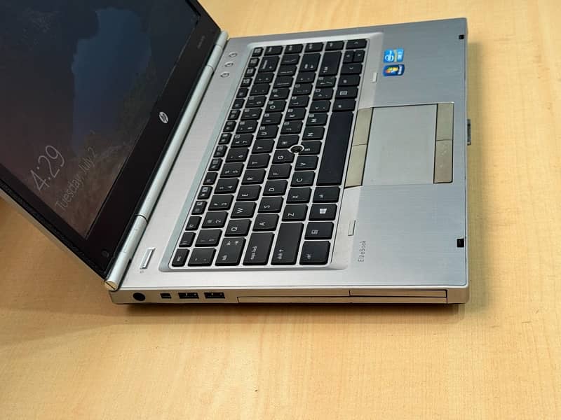 Core i7,8gb ram,Hp Elitebook 8470p laptop 5