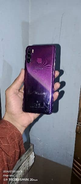 Infinix S5 10 by 9 condition 1