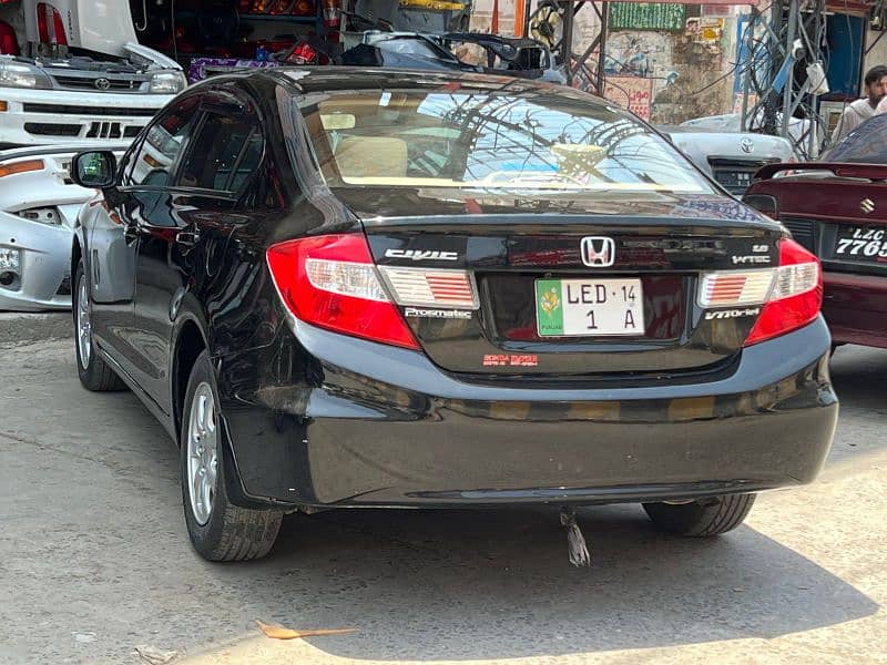 Honda Civic Oriel 2014 0