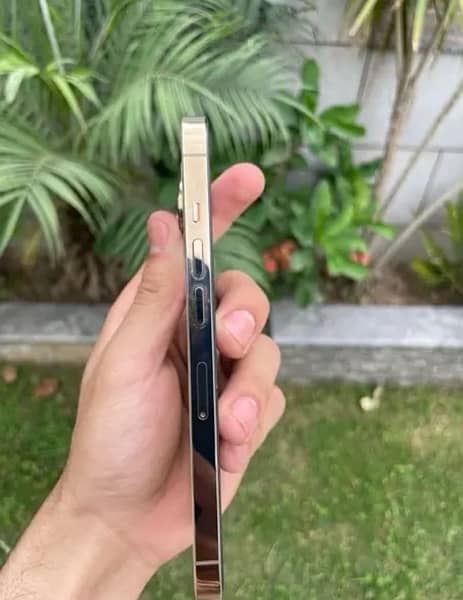 iPhone 13 Pro 128gb 86% BH 10/10 [FU] sim time exchange with iPhone 2