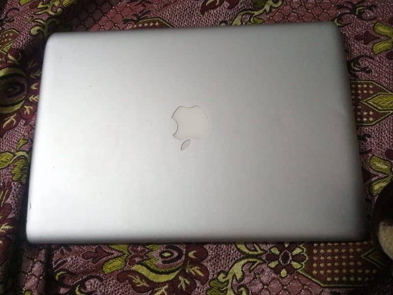 MacBook Pro 2011 model 4