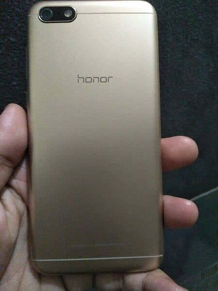honor y5 (2018) 2/16gb pta approved 0