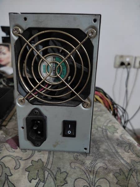 550w power supply 0