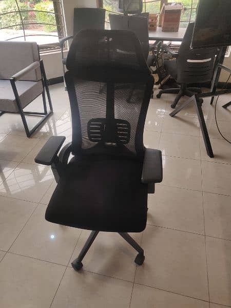 Office chairs and laptops for sale 1