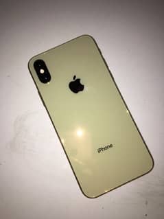 iPhone Xs Golden