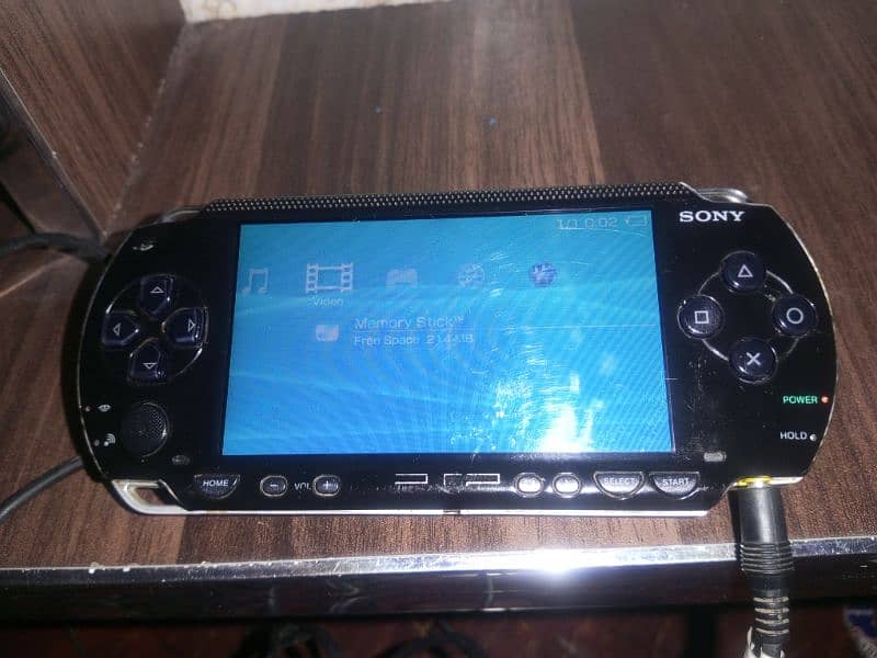 Sony PSP 1001 PlayStation Portable 3