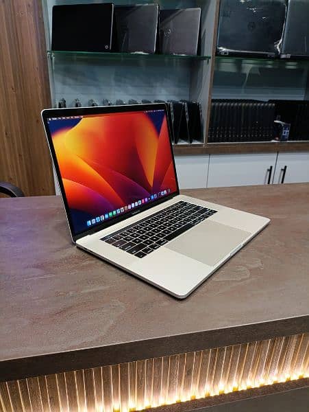Macbook Pro 2017 Touch Bar 15.4 Inches 16-512 3