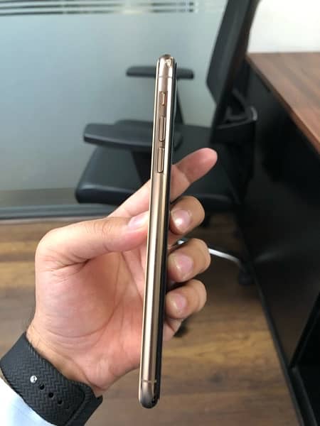 Iphone 11 Pro Max (Dual Physical HK Version) 1