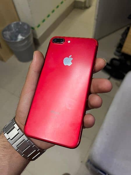 iPhone 7 plus 128gb pta aprove 100 healt  darik cl kia kare 0