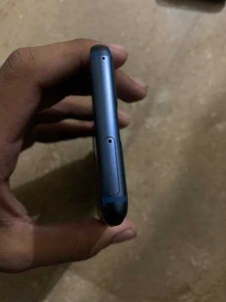 samsung Galaxy S9 in perfect condition no dot no line no scratch 4