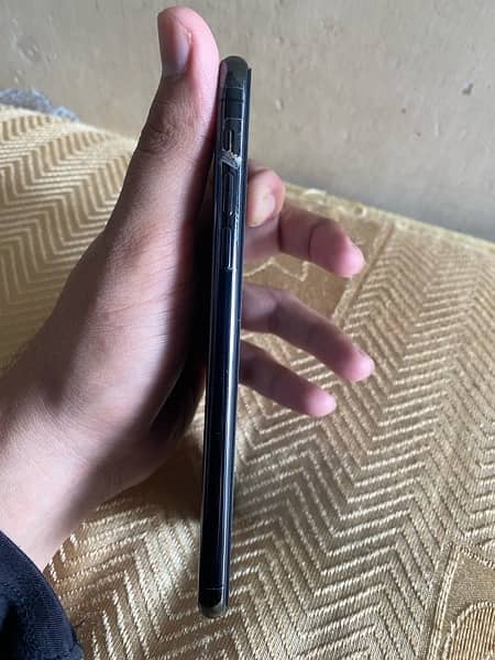 iphone 11 pro max 64gb pta approved 1