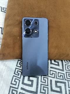 Infinix Note 30