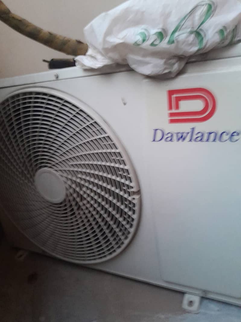 1 inverter and 1 Air conditioner for sale 3