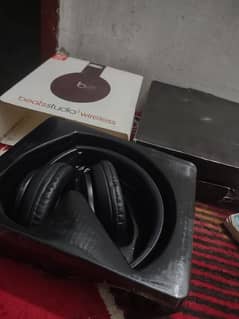 beats Studio 3 (Full Bass) wireless headphones 0