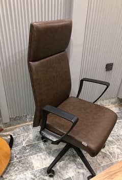 BRANDED EXECUTIVE CHAIR