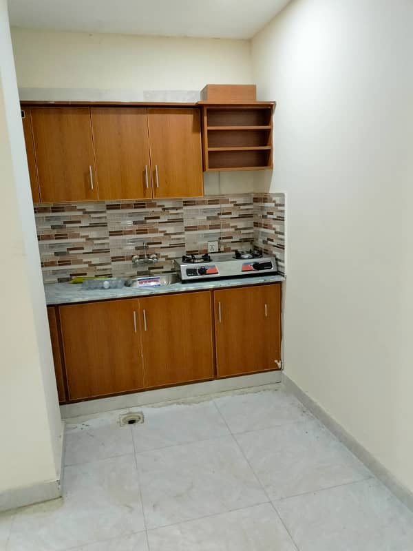 1 bedroom Unfurnished Apartment Available For Rent in E-11 4