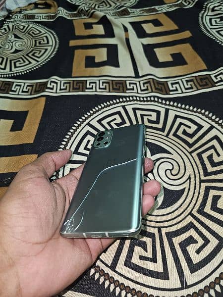 OnePlus 9R 8+8 ram 256 memory 5g dual sim approve 5