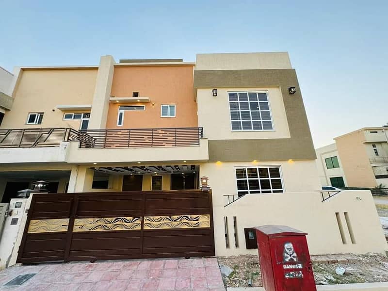 6 Marla Luxury House For Sale 0
