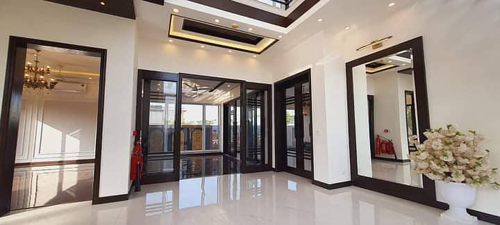 One Kanal Brand New House available For Rent 13