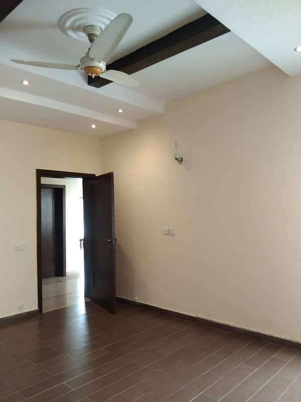 1 Kanal Upper Portion Available For Rent In DHA Lahore Phase 5 Block G 6