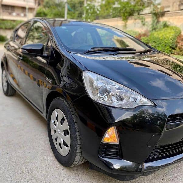 Toyota Aqua 2014 reg 2017 s push full original 4