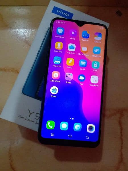 Selling My  phone Vivo Y91C 0