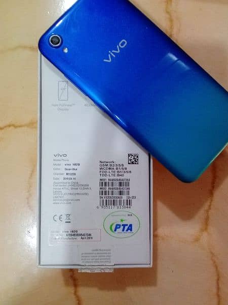 Selling My  phone Vivo Y91C 5