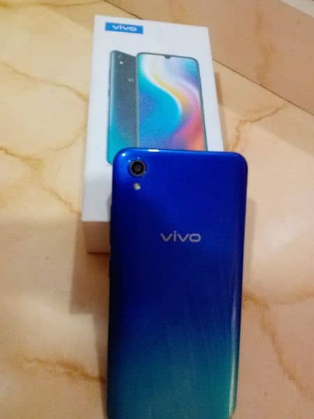 Selling My  phone Vivo Y91C 7