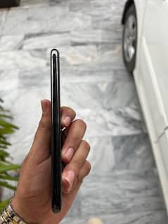 iphone 11 pro max (PTA approved)