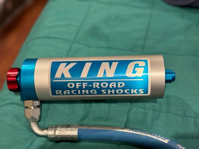 king shocks 2.5 oem series fortuner 9