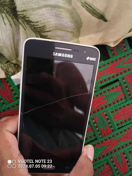 Samsung Grand Prime Available 4